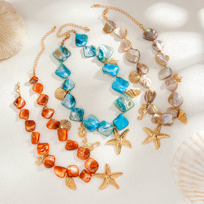 Collar con Amuletos de Playa