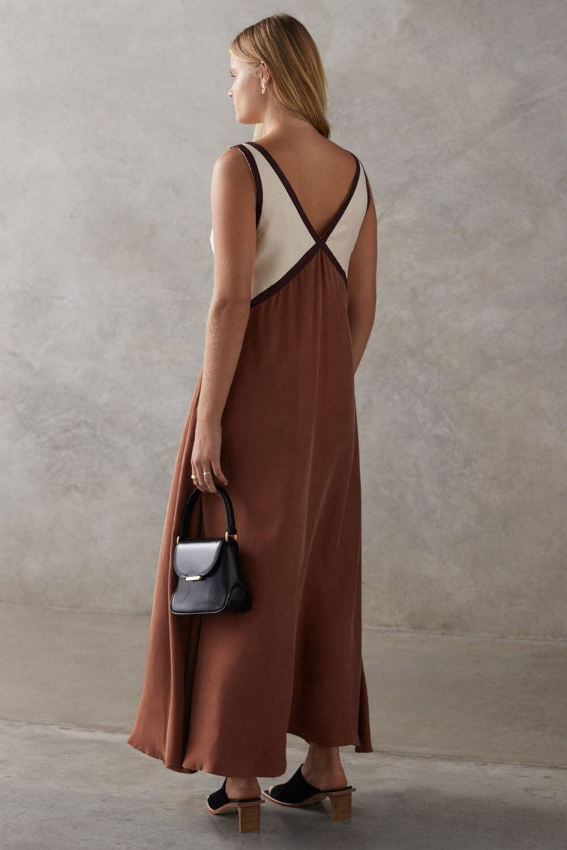 Ágata - Vestido Midi