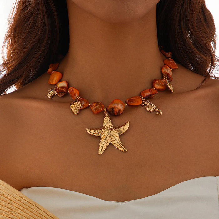Collar con Amuletos de Playa